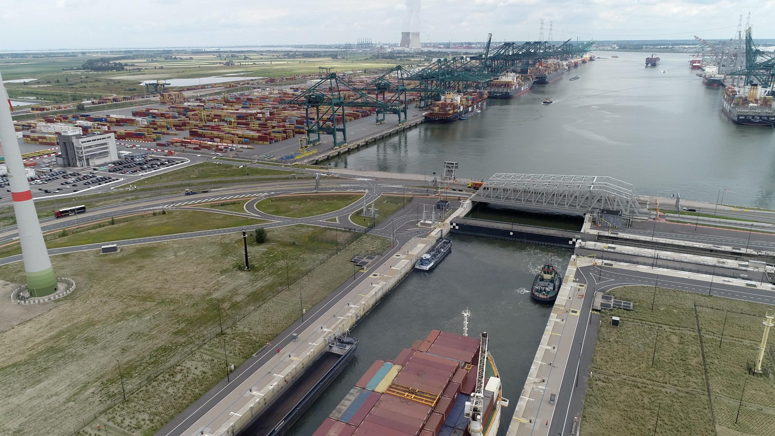 Kieldrechtsluis Binnenvaart In Beeld